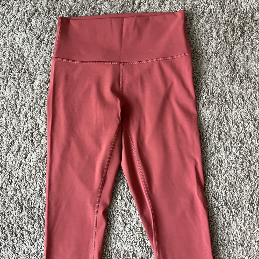 Lululemon Wunder Train High-Rise 25”